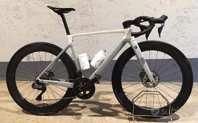 BICI DA CORSA FOCUS IZALGO MAX