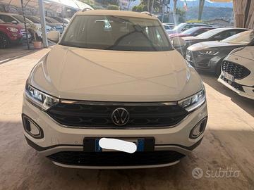 Volkswagen T-Roc 2022 2.0 150 CV DSG 24 mesi garan