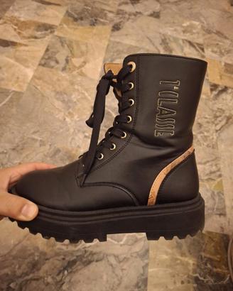 Anfibi da donna Prima Classe taglia 36