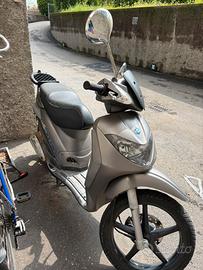 Piaggio Liberty 50 4T-funzionante / PREZZO AFARE