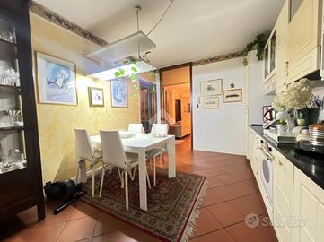 VILLA A SCHIERA A VEROLANUOVA