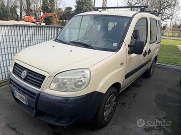 FIAT Doblo 5posti Doblò 1.6 16V Natural Power Ac