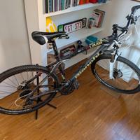 Bicicletta MTB Bianchi Kuma 27.1