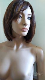 Parrucca colore castano