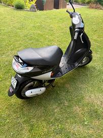 Scooter Peugeot