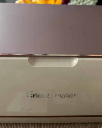 Cricut Maker 3 Rosa perlata - con accessori
