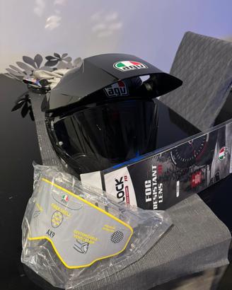 AGV AX9 carbon