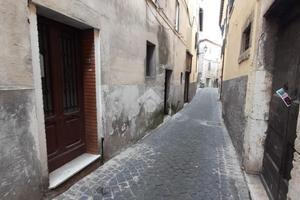 3 LOCALI A ALATRI
