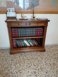 libreria bassa in legno massello pregiato