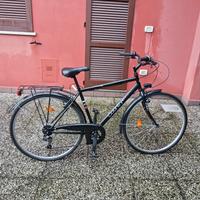 BICICLETTA COUNTRY IN PERFETTE CONDIZIONI