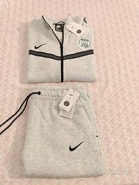 conjunto di uomo