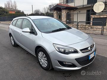 Opel Astra 2.0 CDTI 165CV Sports Tourer