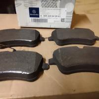 Pastiglie freni anteriori Mercedes Classe C W203