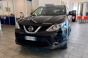 Nissan Qashqai 1.5 dCi 110 CV Tekna-NEOPATENTATI-