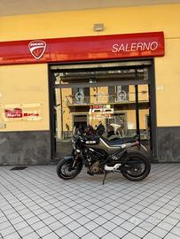 Husqvarna Svartpilen 401