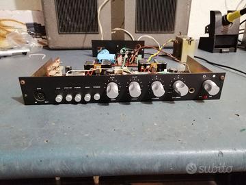 Amplificatore stereo