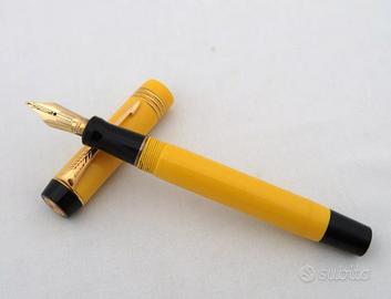 PARKER PENNA MANDARIN YELLOW DUOFOLD FOUNTAIN PEN