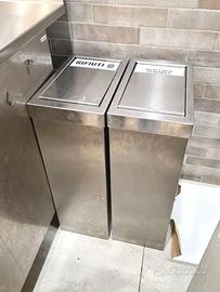 2 pattumiere inox coperchio "semprechiuso" usati