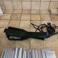 Piastra per capelli lisciante e ondulante