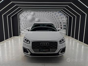 Audi Q2 35 TDI quattro S tronic line-KM CERTIFICAT