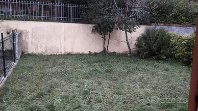 Appartamento con giardino ingresso indipendente