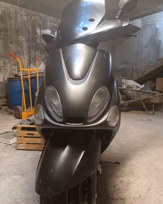 majesty Yamaha 125 per ricambi 