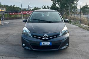Toyota Yaris 1.4 D-4D 5 porte Lounge
