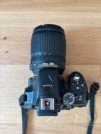 Nikon Reflex D5300 18-105 mm f/3.5-5.6G ED VR