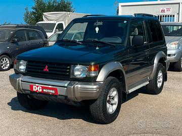 Mitsubishi Pajero 2.5 TDI Metal-top S. Select GLS