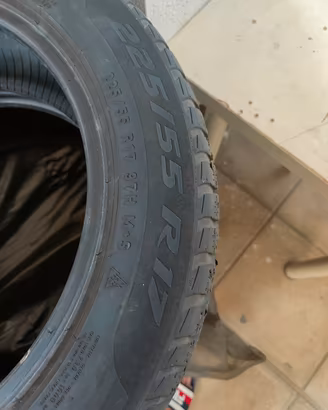 gomme Pirelli  225/55/17