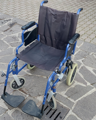 Carrozzina per disabili (da interno)