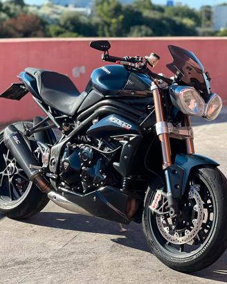Triumph speed triple 1050