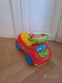 macchina cavalcabile giocattolo clementoni