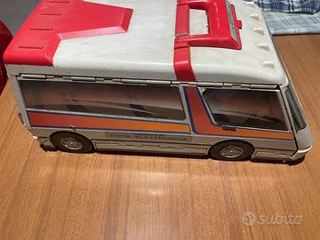 Camper e valigetta micro machines