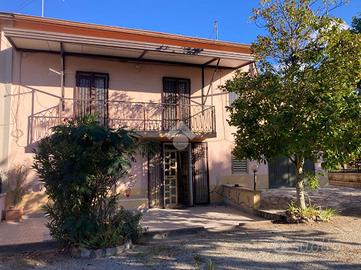 PORZIONE DI BIFAMILIARE A BENEVENTO