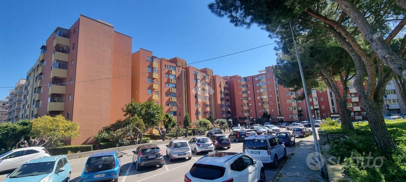 3 LOCALI A CATANZARO - Vista 2