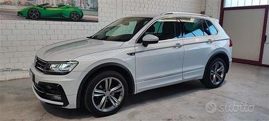 VW Tiguan 20 TDI DSG 4MOTION R-LINE
