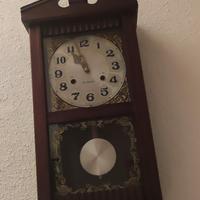 orologio a pendolo antico funzionante