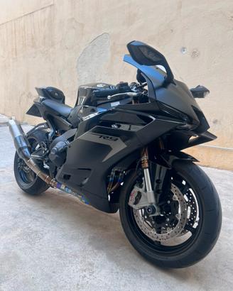 Yamaha R9 2026 FINANZIABILE