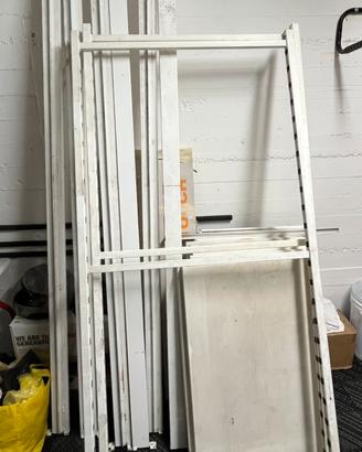 Scaffale componibile in metallo con buona portata