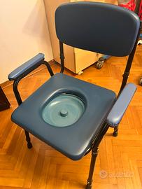 Sedia comoda WC da camera con braccioli e secchio