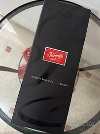 Bottiglia Ferrarelle edizione limitata