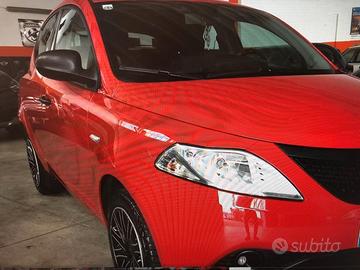 Lancia Ypsilon 1.2 69 CV 5 porte GPL Ecochic Gold 