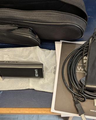 Akai EWI USB completo di accessori e borsa