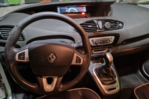 Renault scenic 7 posti