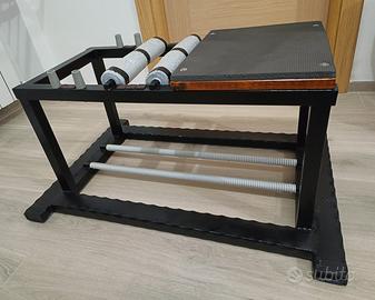 Panca porta manubri bilanciere 
Fatta in ferro 