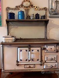 Stufa a legna (ca. 1920) Gebrüder Roeder Darmstadt