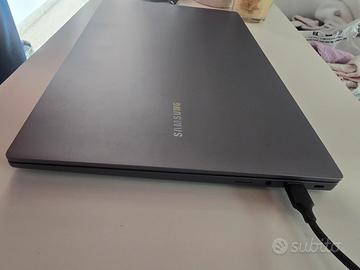 PC galaxy book 4