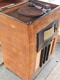Mobile radio e giradischi marconi