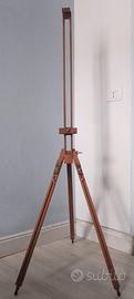 Cavalletto treppiede
